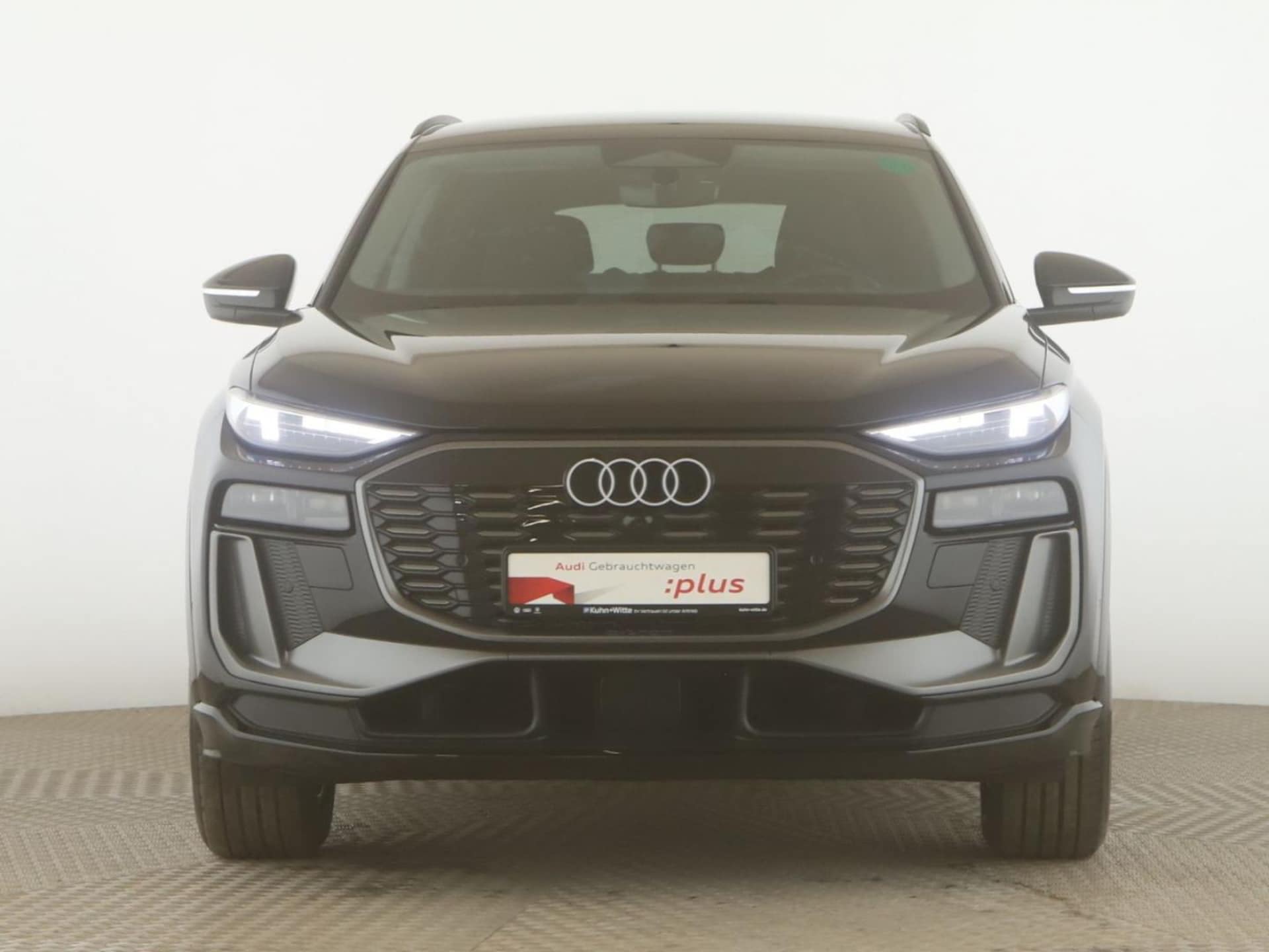 Audi Q6 SUV e-tron