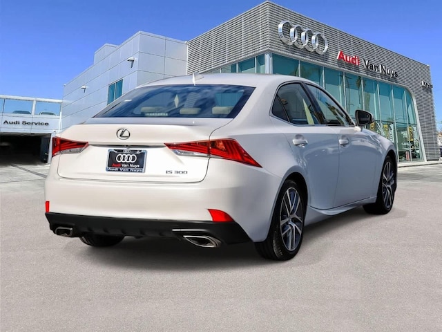2018 Lexus IS 300