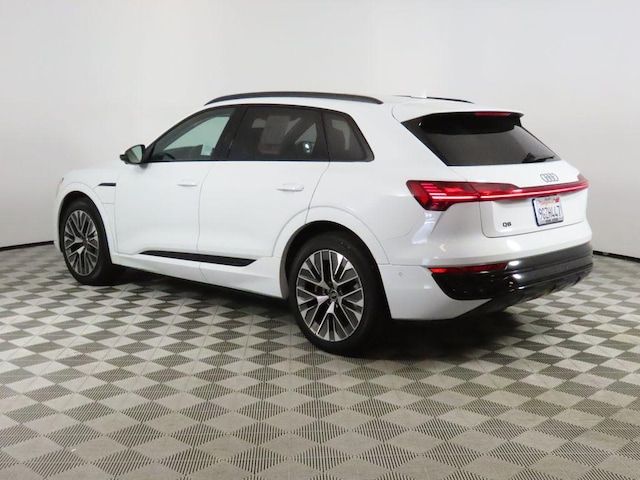 2024 Audi Q8 e-tron