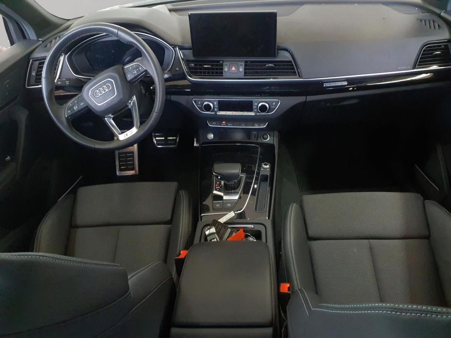Bild über Audi Q5 40 TDI quattro 150 kW S tronic - für weitere Informationen kontaktieren Sie den Audi Partner