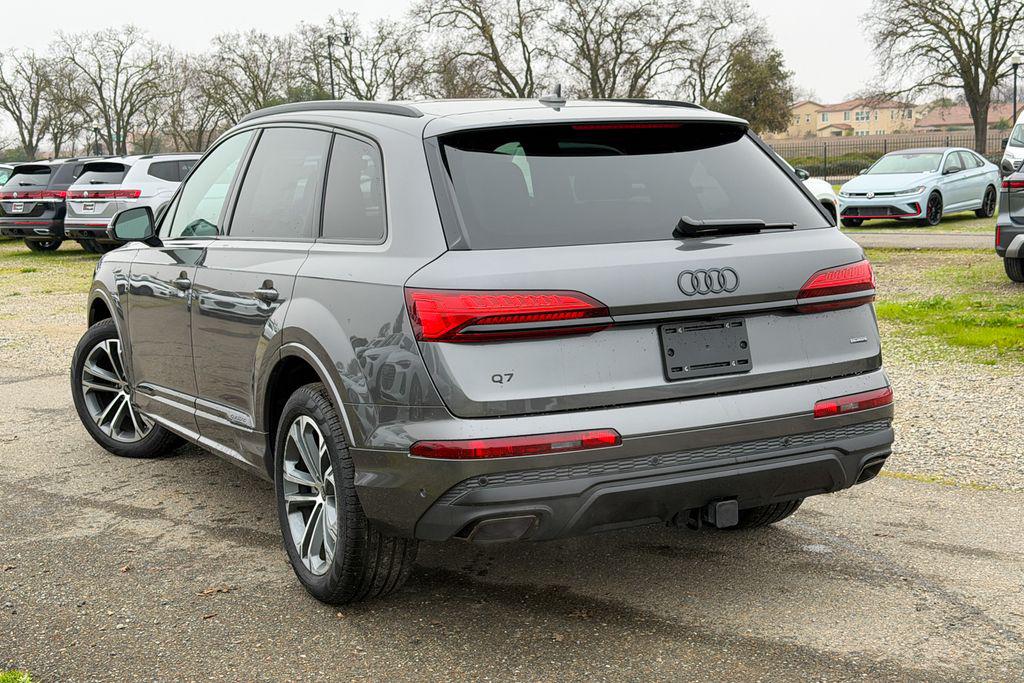 2025 Audi Q7 Premium Plus - Photo 10