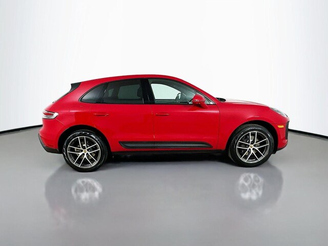 2022 Porsche Macan