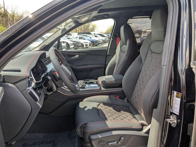 2026 Audi SQ7 Prestige - Photo 12