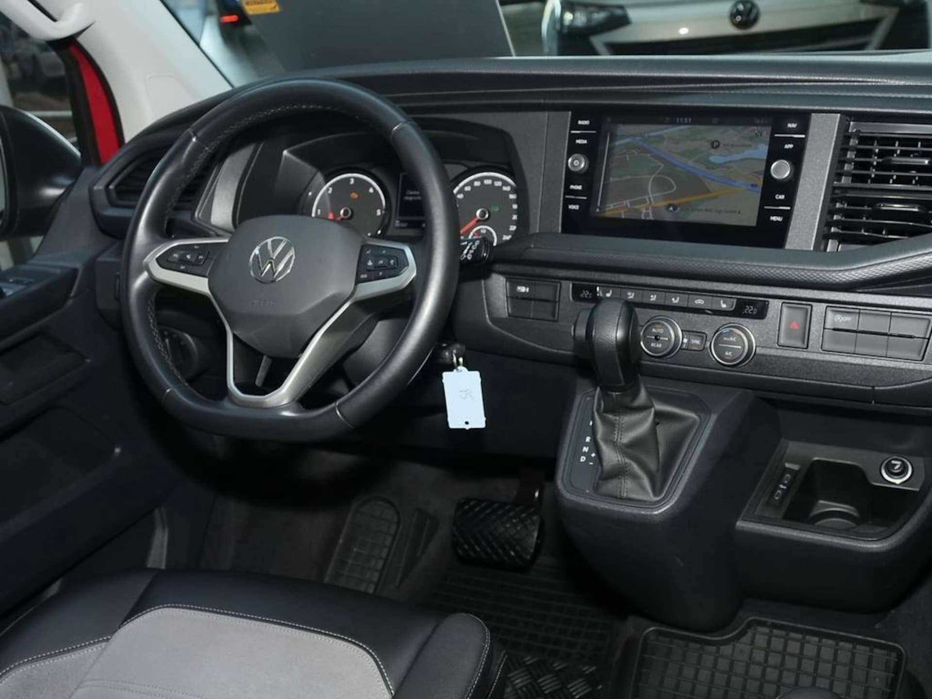 Volkswagen T6.1 California Beach