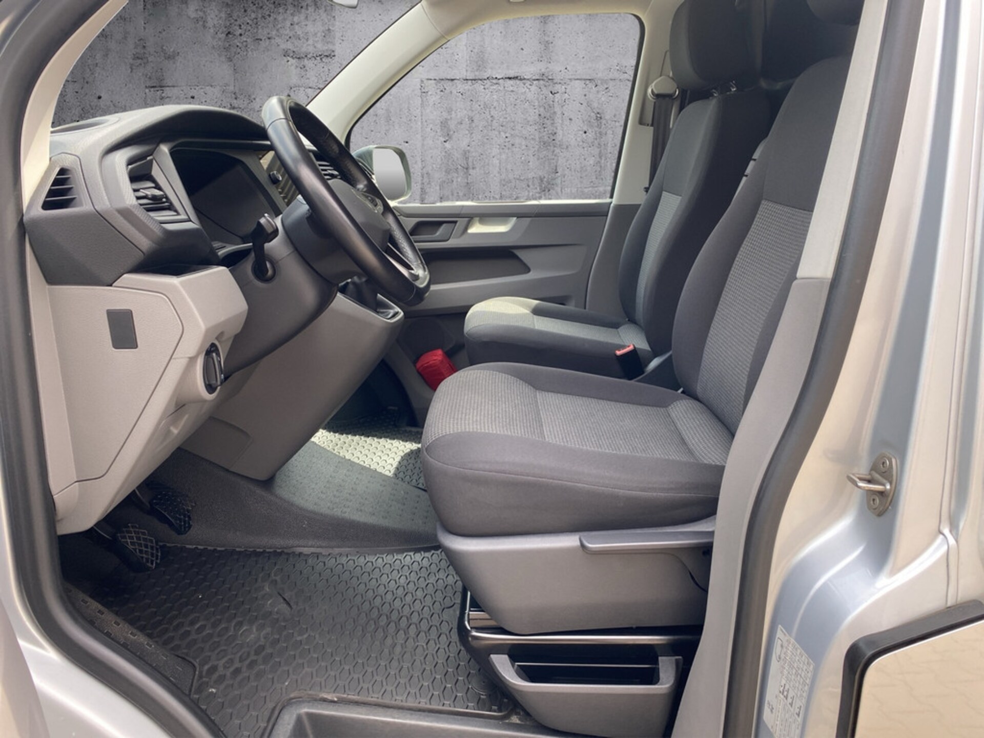 Volkswagen T6.1 Transporter Kasten kurzer Radstand