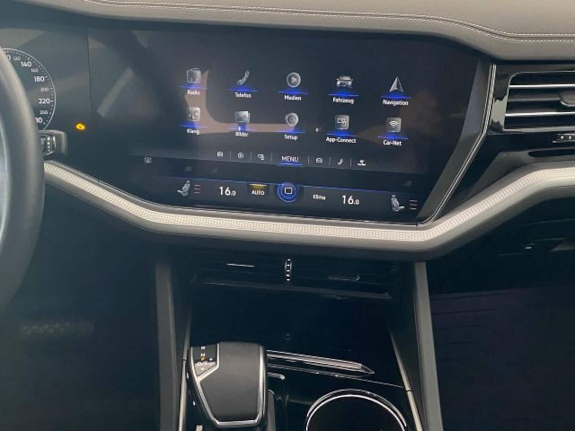 Volkswagen Touareg Basis-Modell