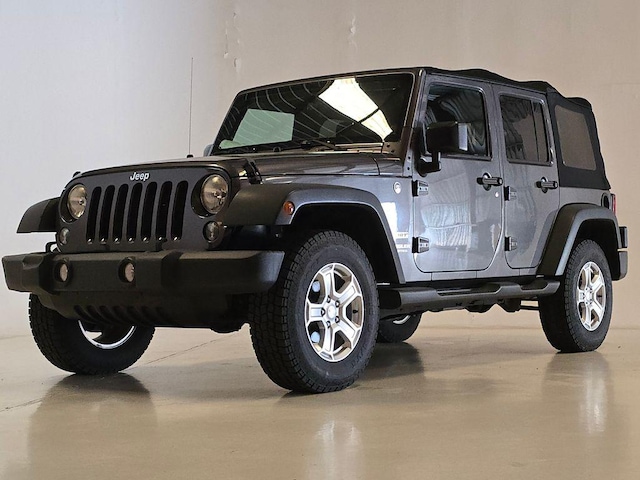 Photo of 2014 Jeep Wrangler