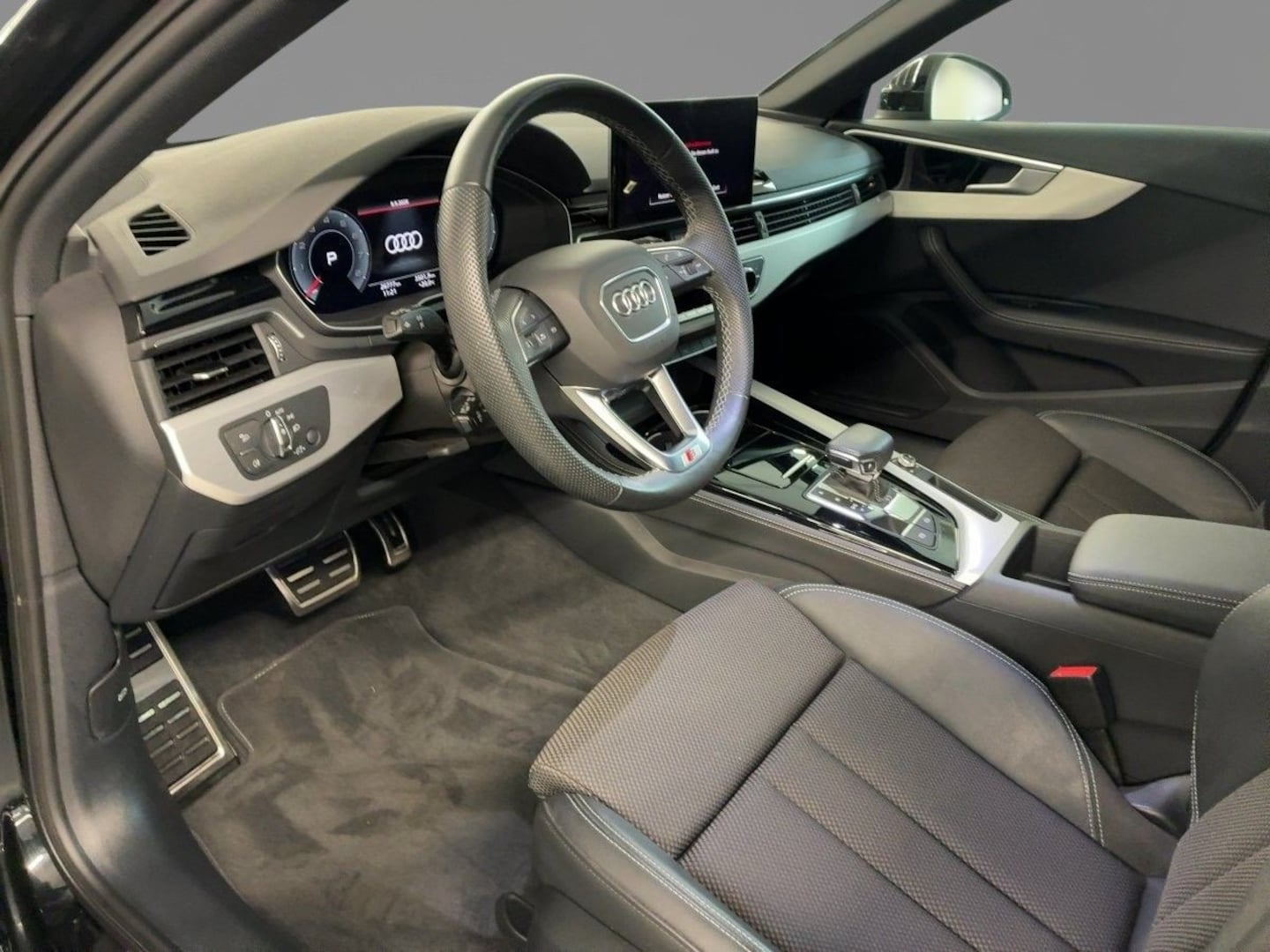 Bild über Audi A4 Avant S line 40 TFSI S tronic - für weitere Informationen kontaktieren Sie den Audi Partner