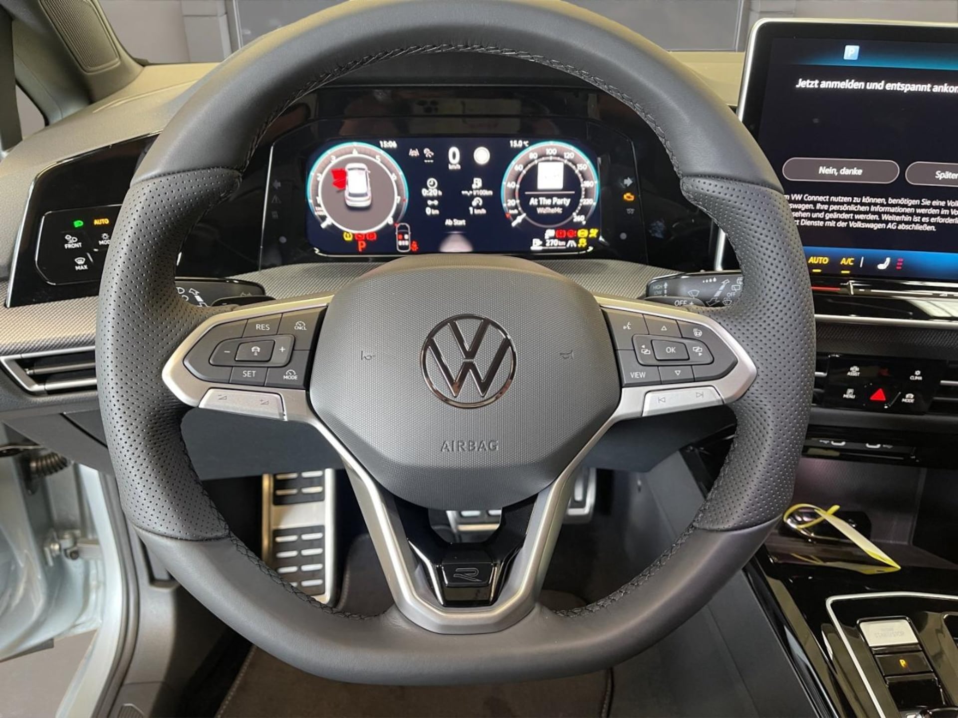 Volkswagen Golf R-Line