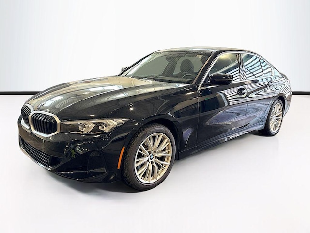 Photo of 2024 BMW 330i 