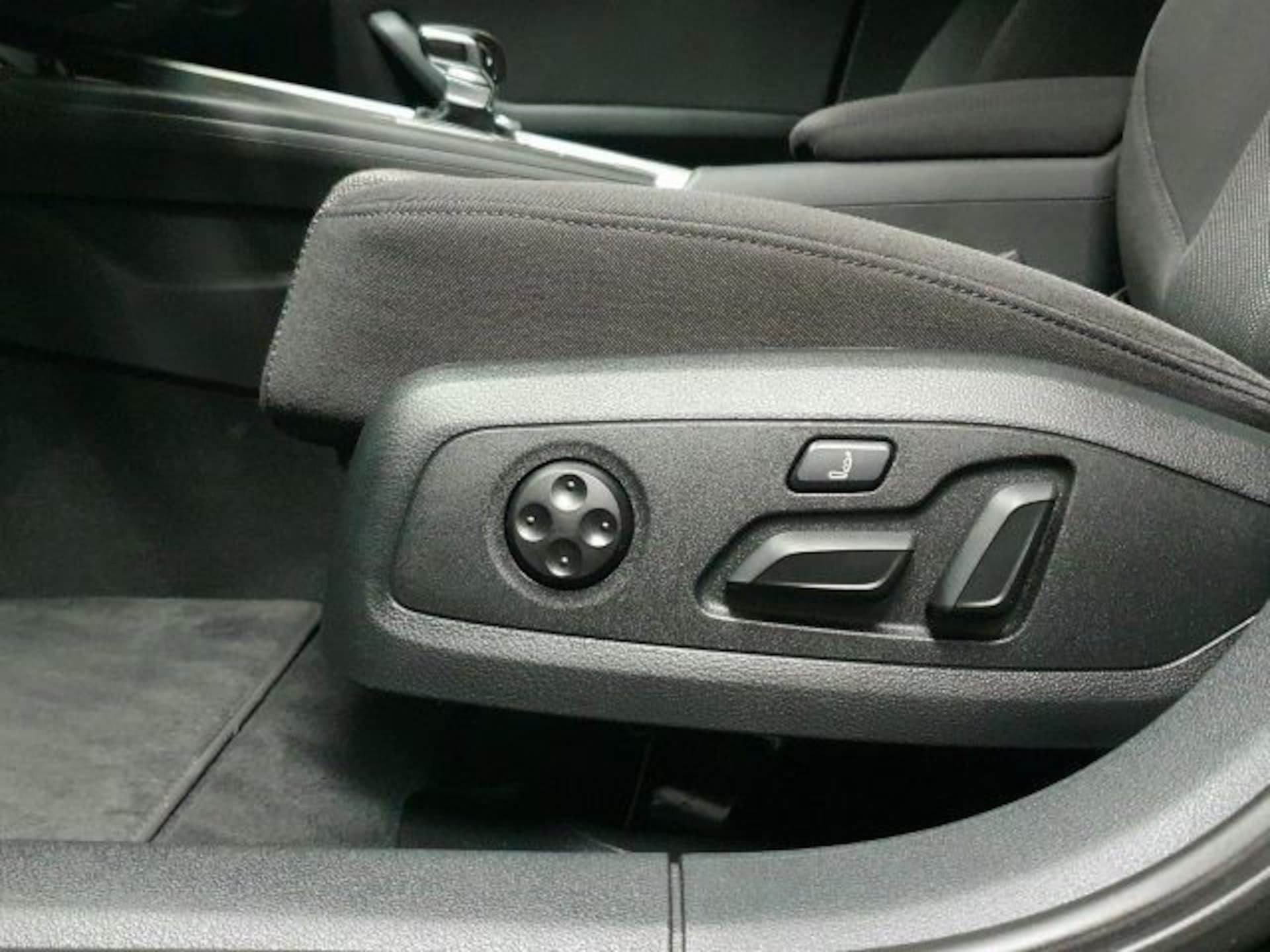 Audi A4 Avant Advanced