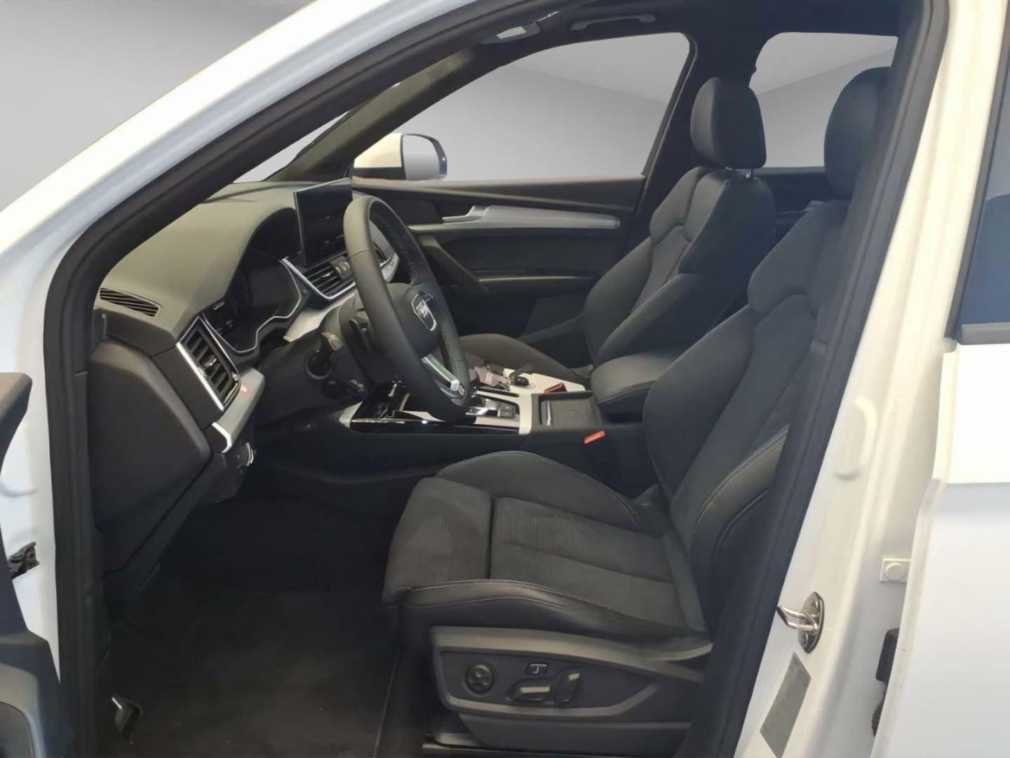 Bild über Audi Q5 40 TDI quattro 150 kW S tronic - für weitere Informationen kontaktieren Sie den Audi Partner