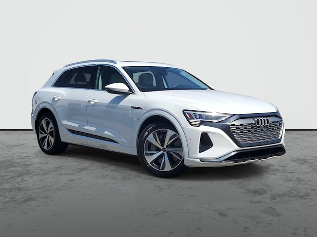 2024 Audi Q8 e-tron