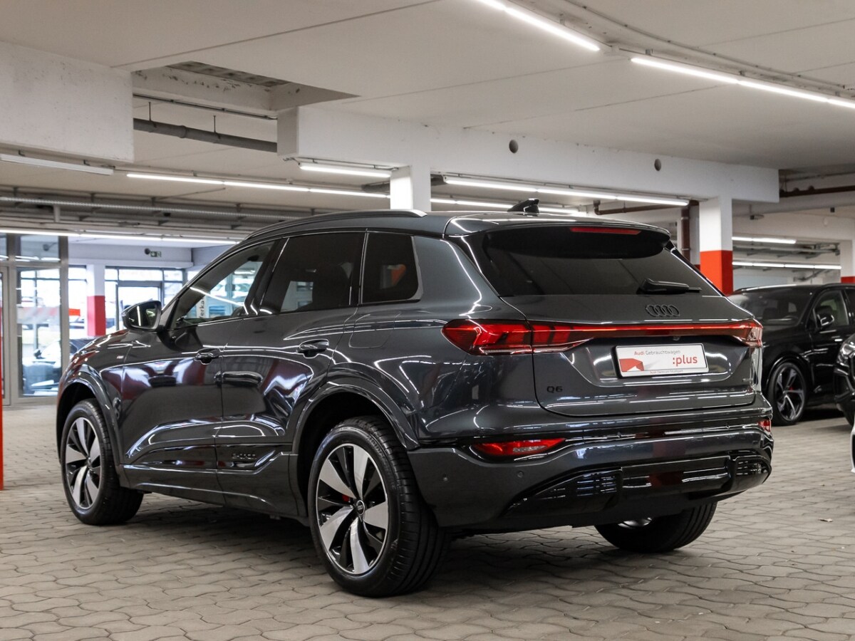 Image about Audi Q6 SUV e-tron e-tron quattro