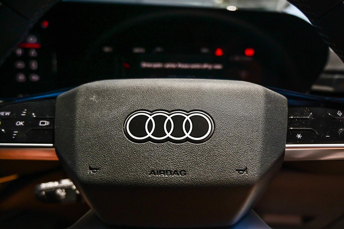Image about Audi Q5 SUV TDI quattro 150 kW sport