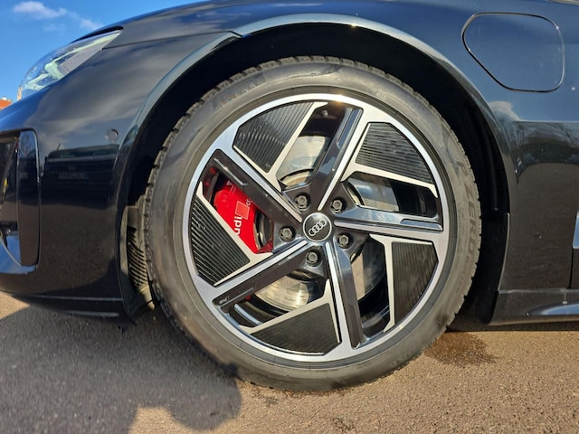 Audi e-tron GT RS