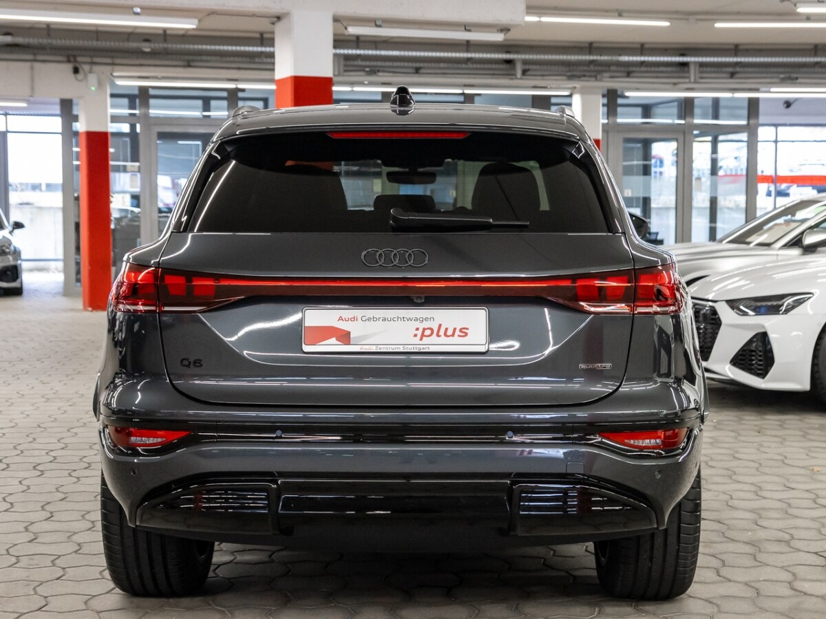 Image about Audi Q6 SUV e-tron e-tron quattro