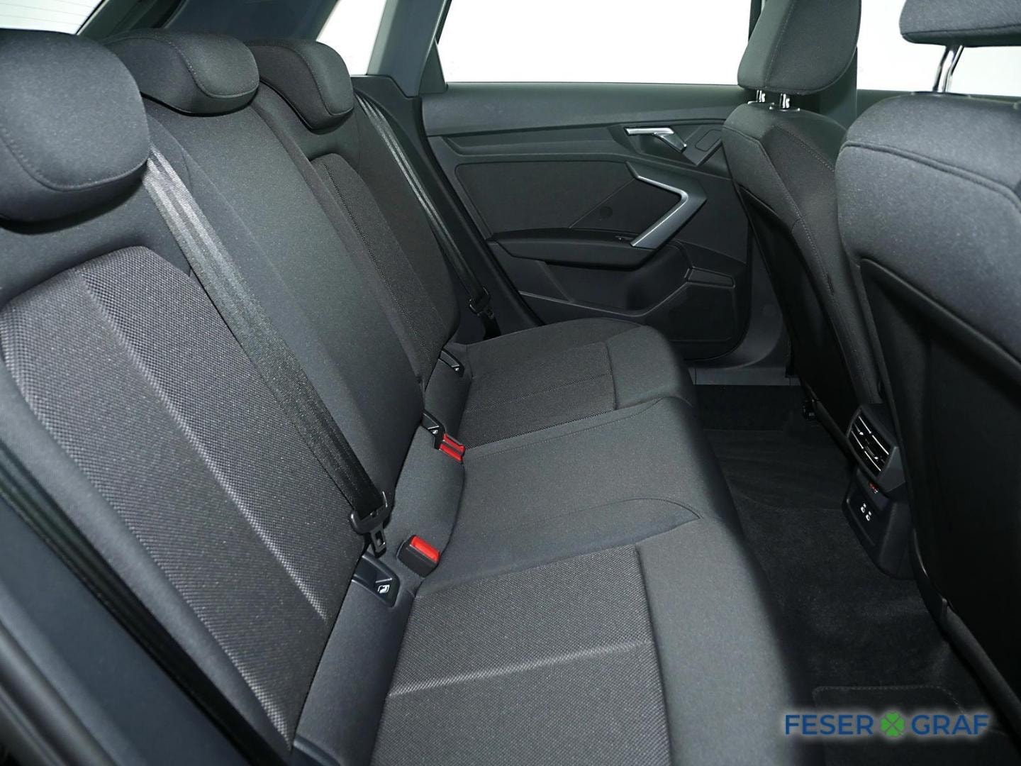 Bild über Audi A3 Sportback 30 TFSI S tronic - für weitere Informationen kontaktieren Sie den Audi Partner