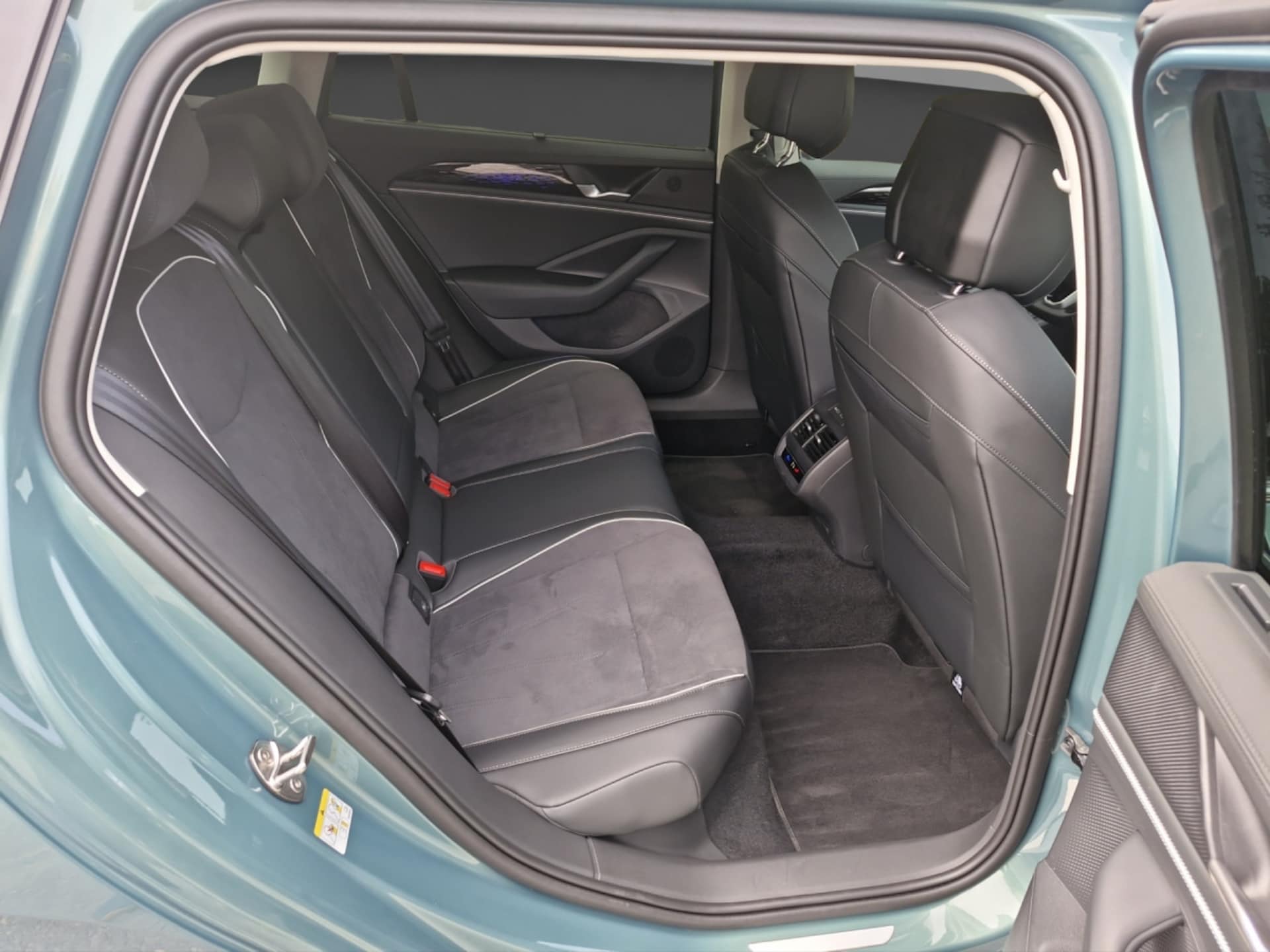 Volkswagen Passat Elegance
