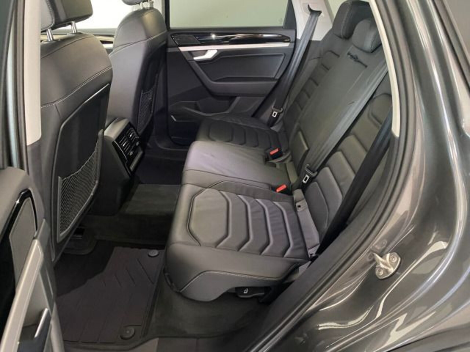 Volkswagen Touareg Basis-Modell