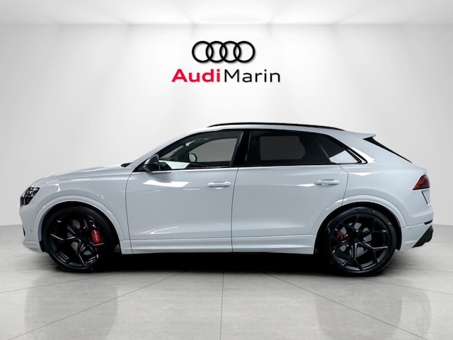 2026 Audi RS Q8 SUV performance