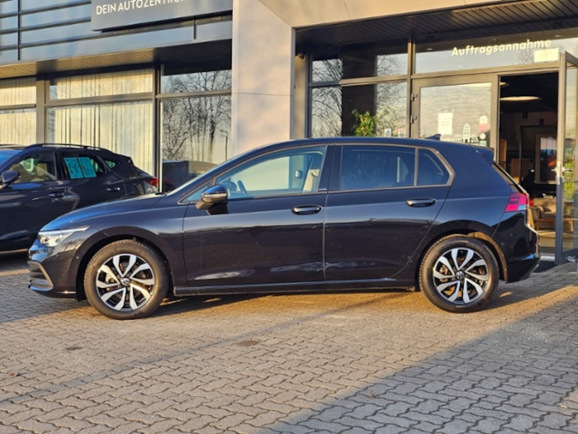Volkswagen Golf Active