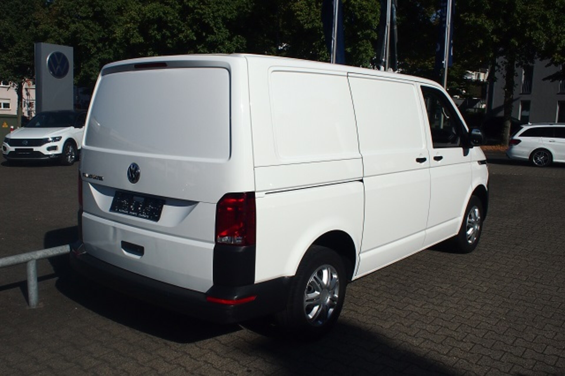 Volkswagen T6.1 Transporter Kasten kurzer Radstand
