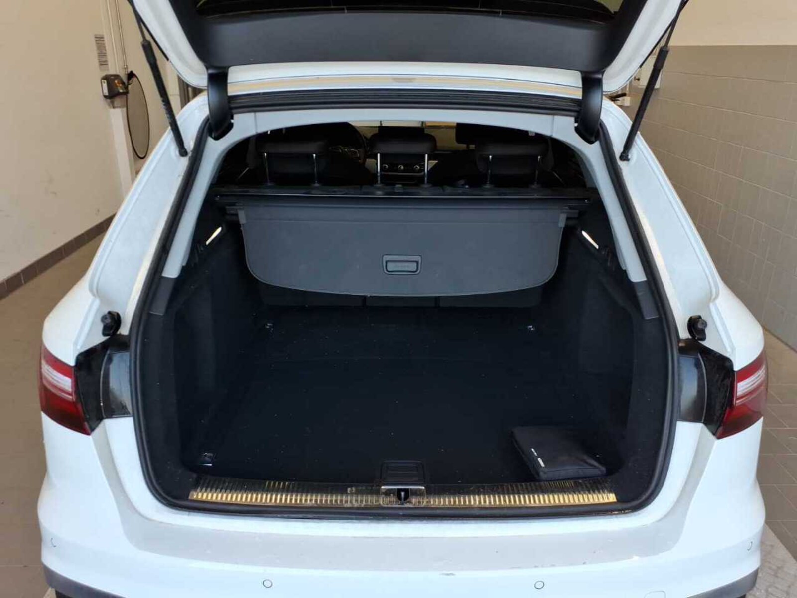 Audi A4 Avant – Bild 9