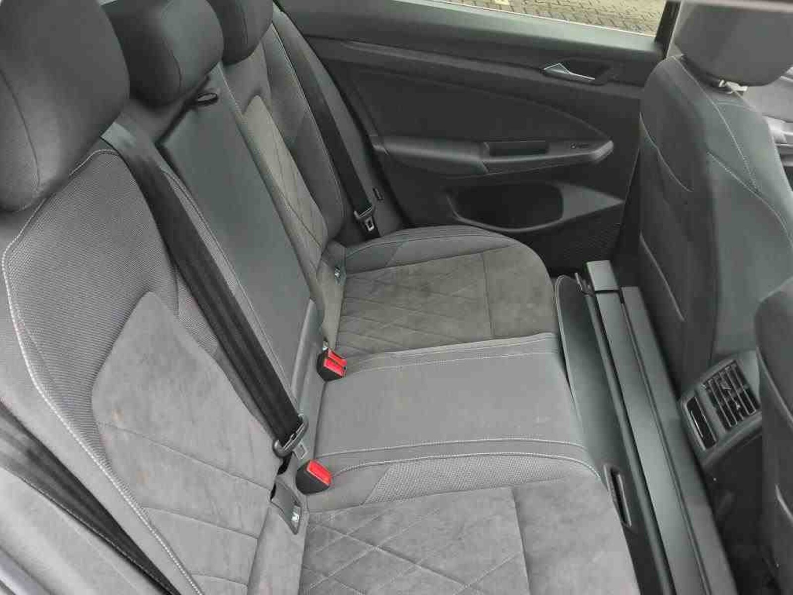Volkswagen Golf Variant – Bild 8