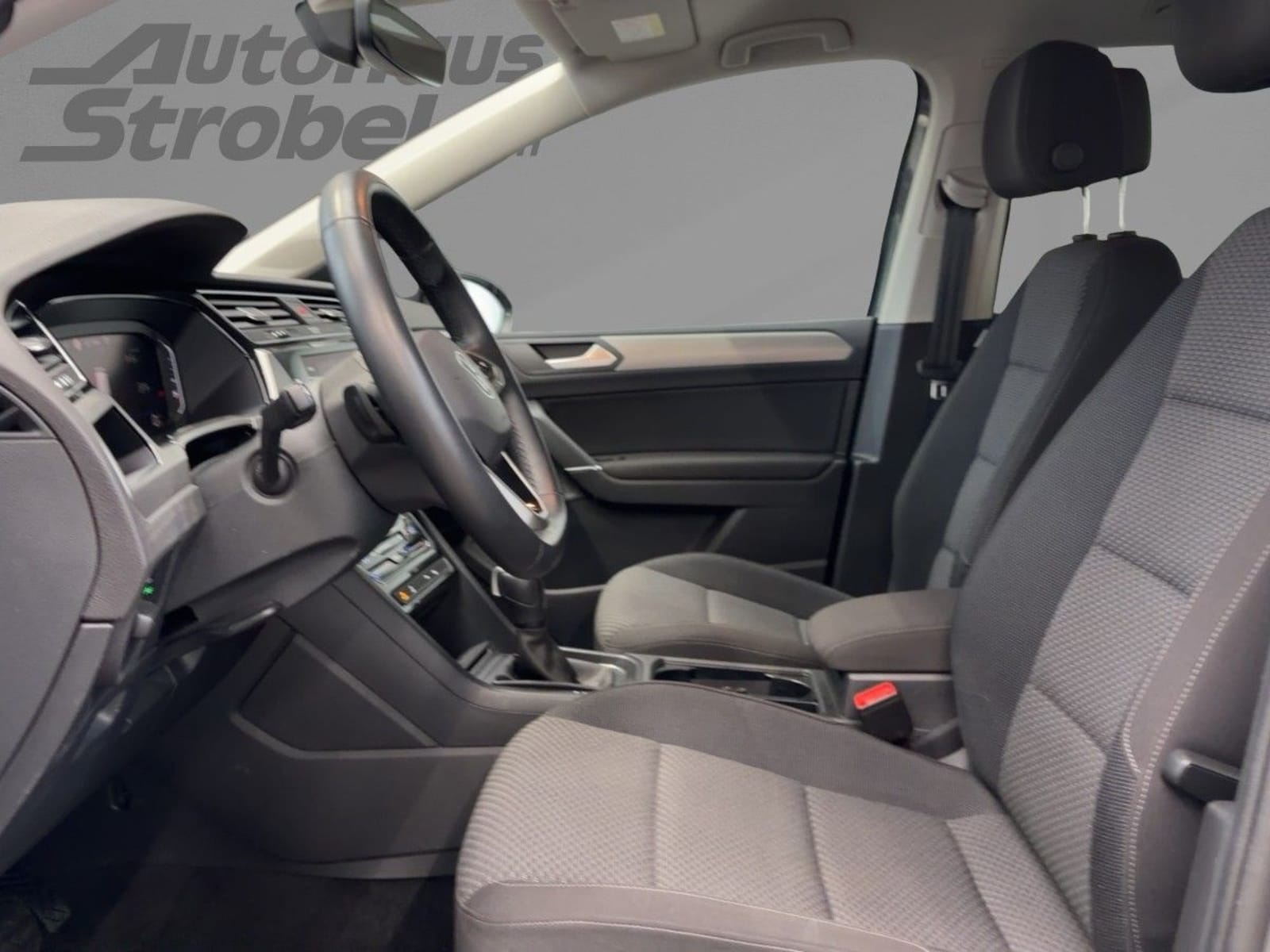 Volkswagen Touran – Bild 8