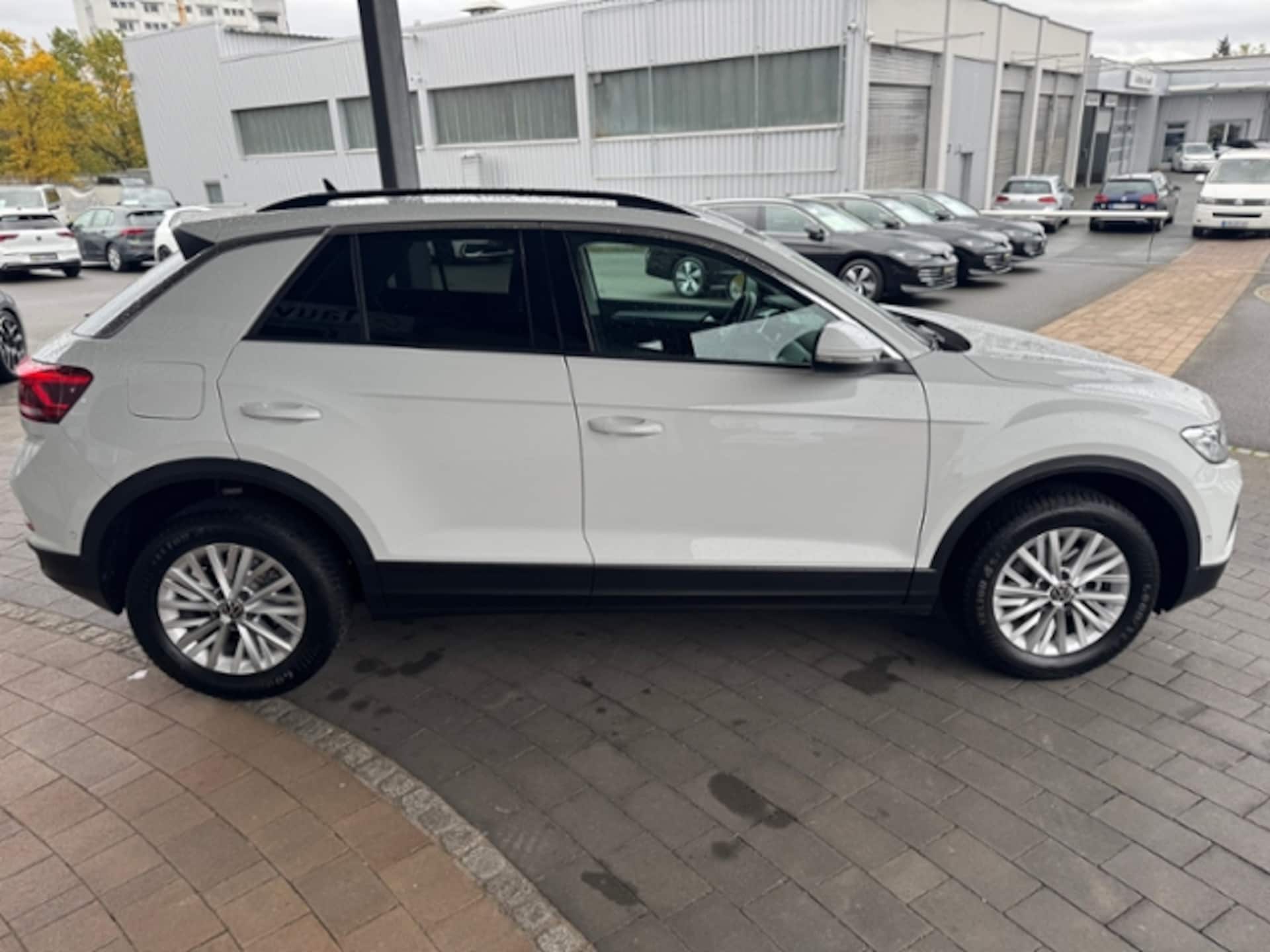 Volkswagen T-Roc Life