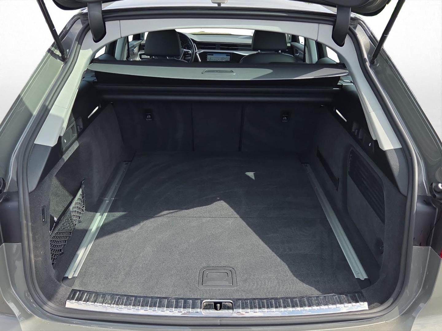 Bild über Audi A6 allroad quattro 40 TDI quattro S tronic - für weitere Informationen kontaktieren Sie den Audi Partner