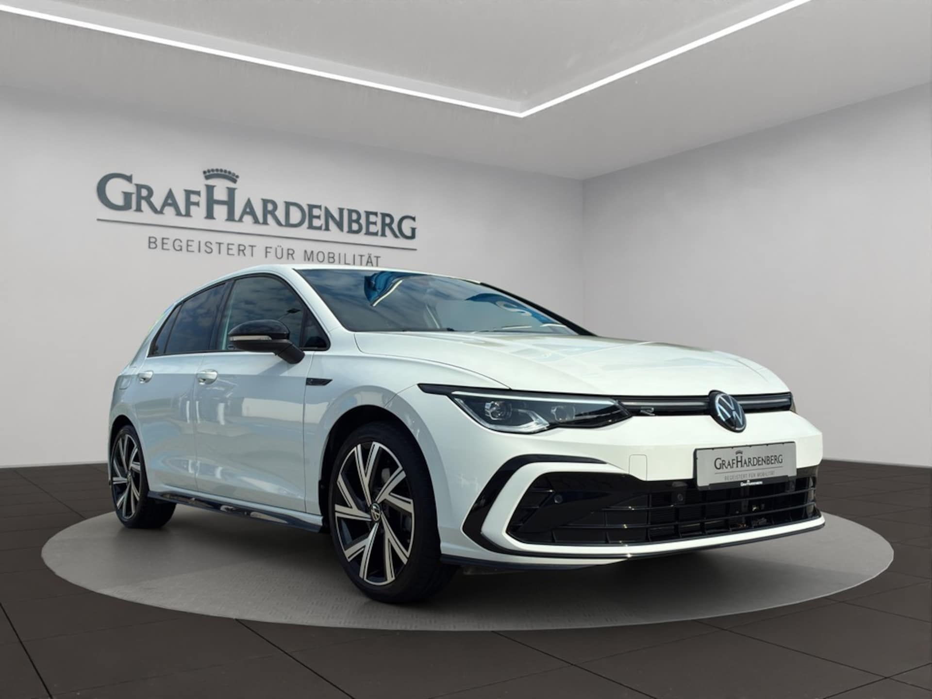 Volkswagen Golf R-Line
