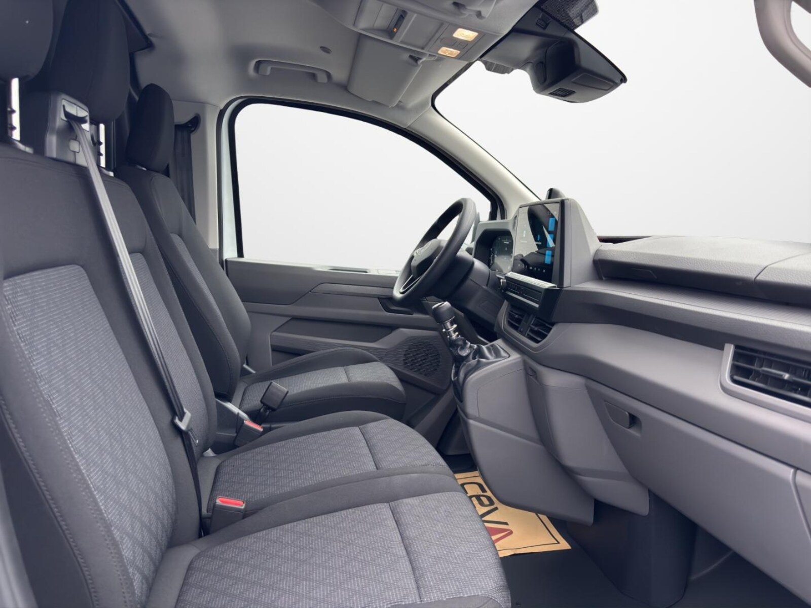 Volkswagen Transporter Kasten kurzer Radstand – Bild 13