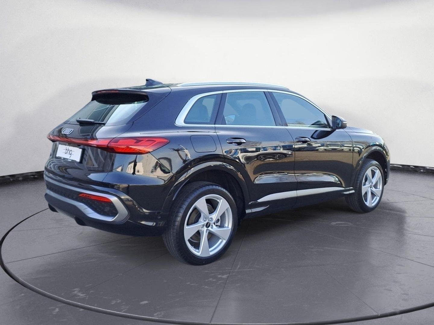 Image about Audi Q5 SUV TDI quattro 150 kW S tronic