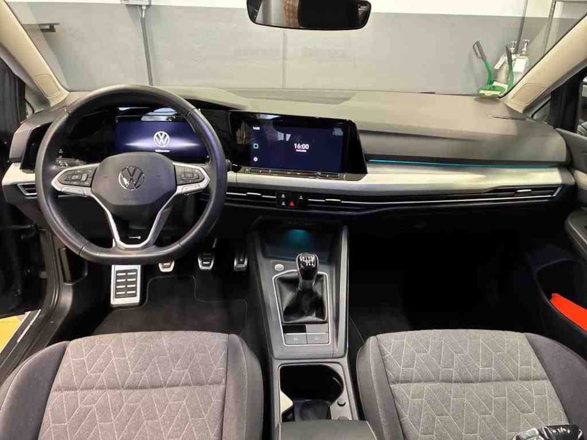 Volkswagen Golf MOVE