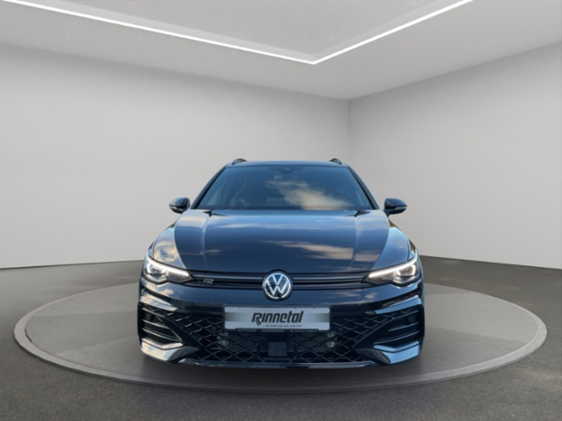 Volkswagen Golf Variant R-Line