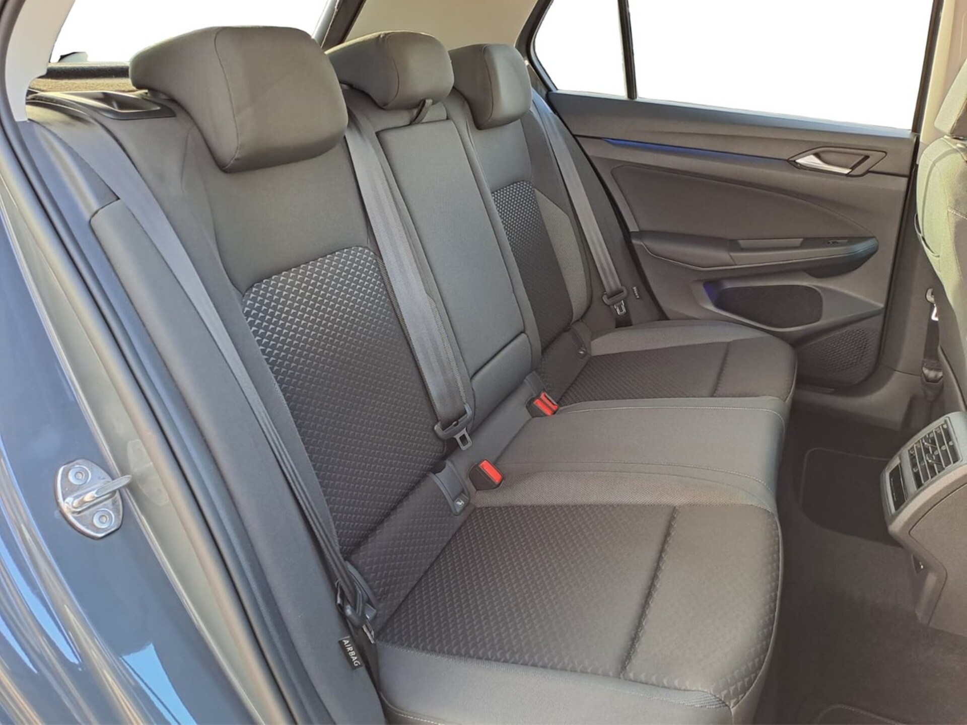 Volkswagen Golf Active