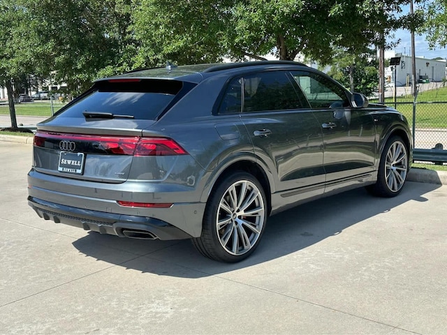 2026 Audi Q8