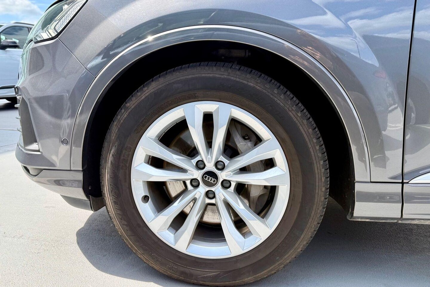 Image about Audi Q7 45 TDI quattro tiptronic