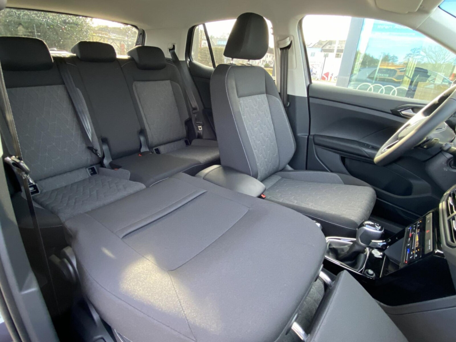 Volkswagen T-Cross – Bild 14