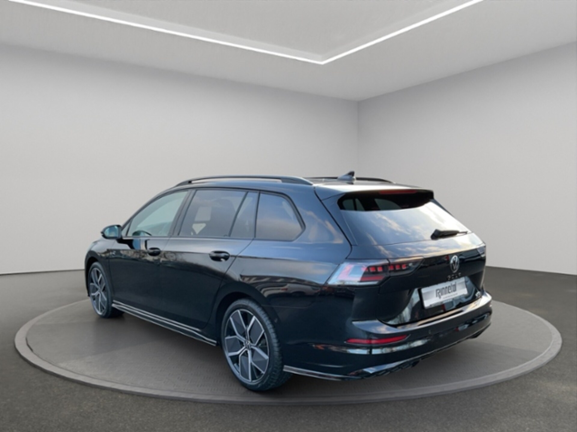 Volkswagen Golf Variant R-Line