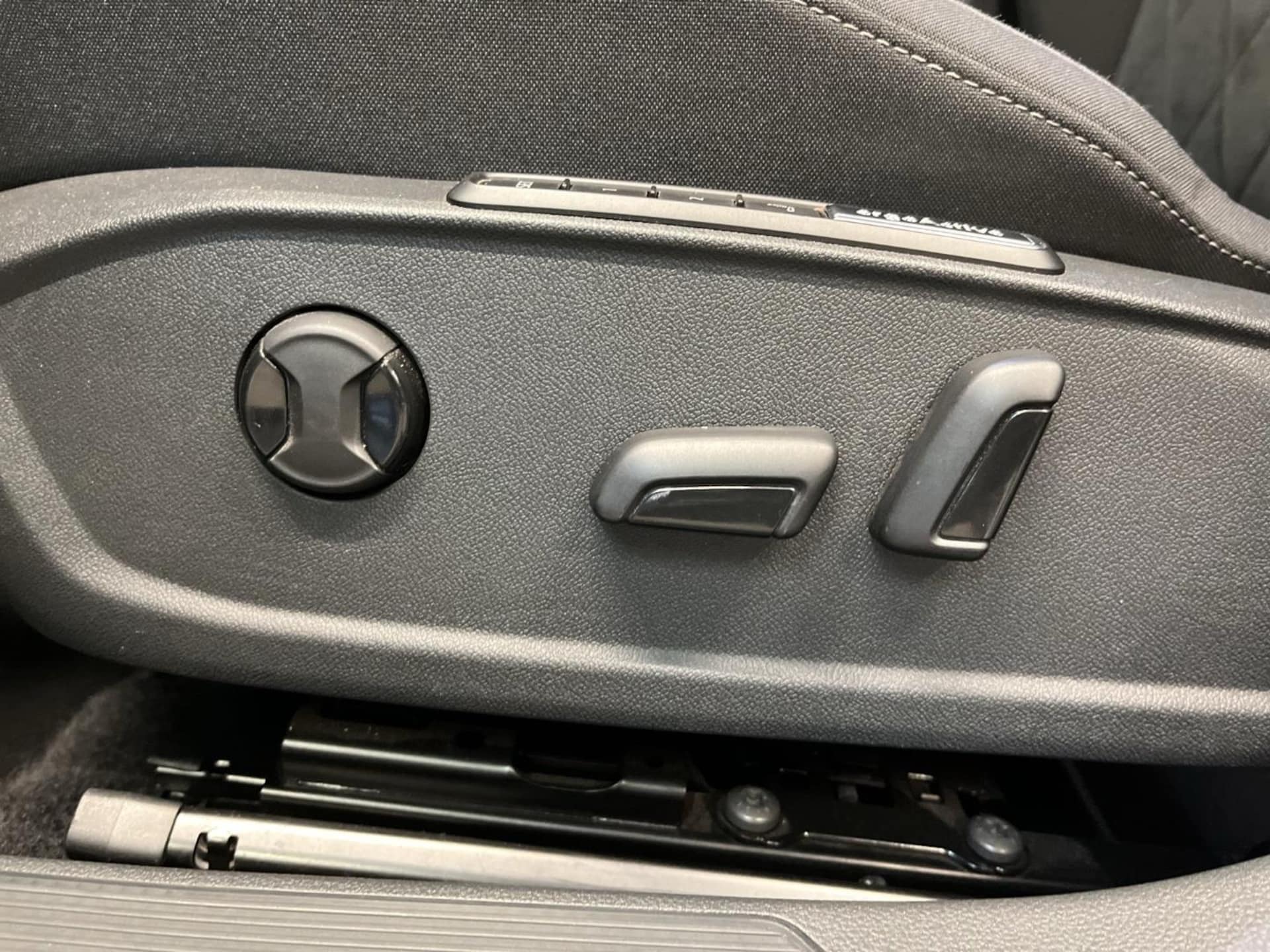 Volkswagen Golf Style