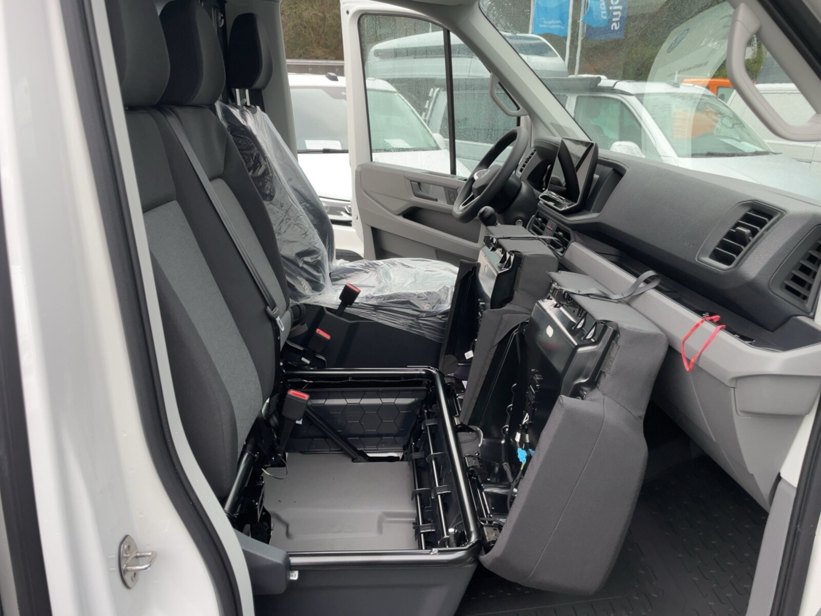 Volkswagen Crafter Kasten langer Radstand – Bild 13