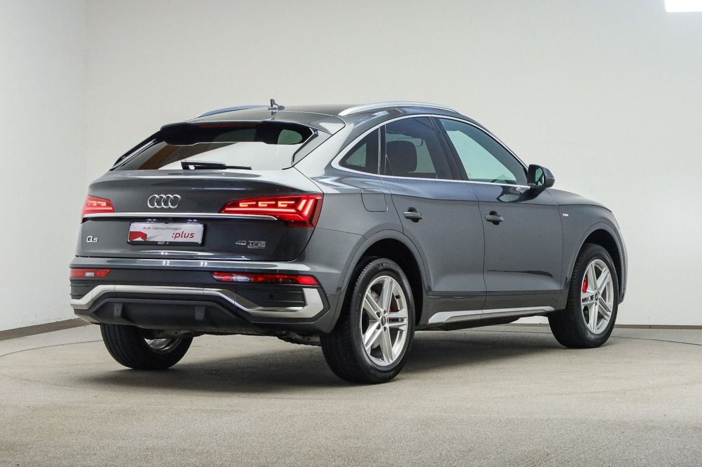 Bild über Audi Q5 Sportback 40 TFSI quattro S tronic - für weitere Informationen kontaktieren Sie den Audi Partner