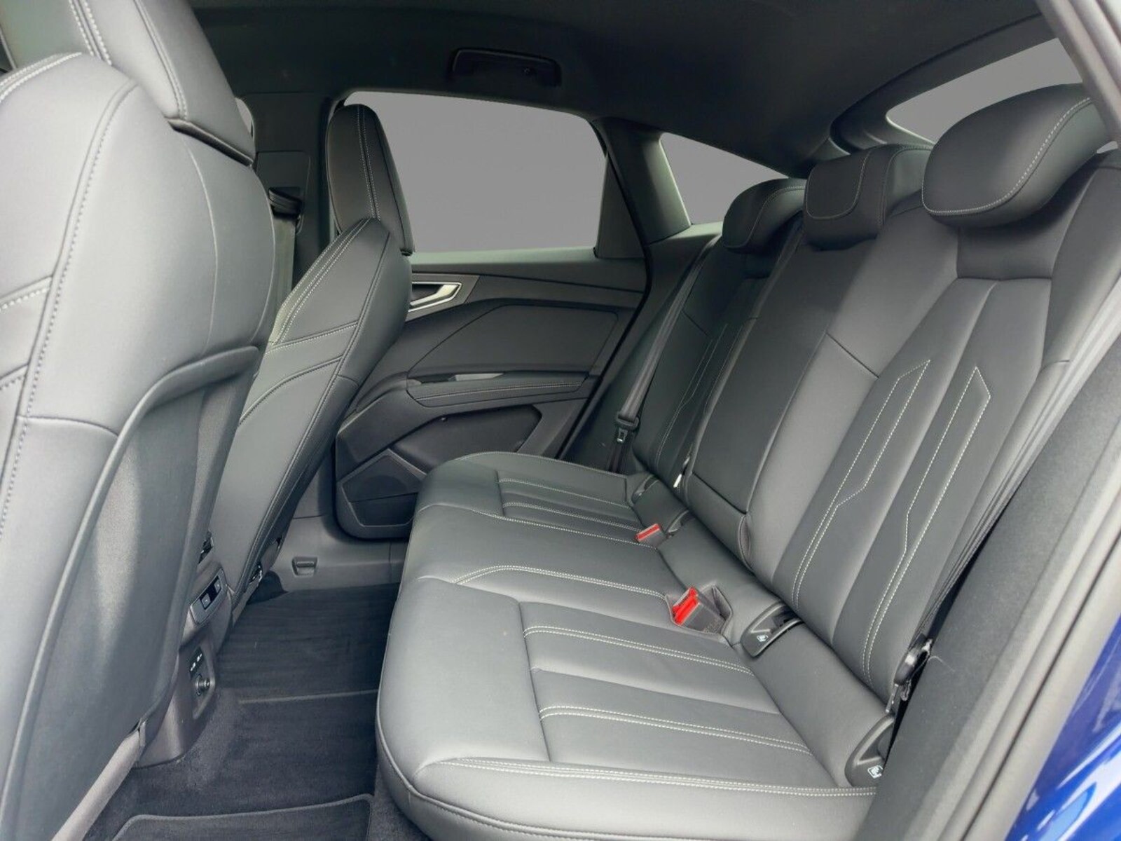 Audi Q4 Sportback e-tron – Bild 9