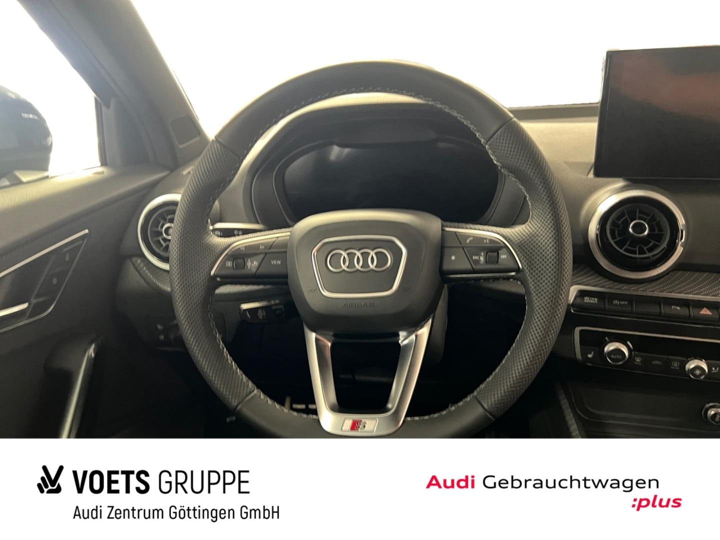 Bild über Audi Q2 S line 35 TDI S tronic - für weitere Informationen kontaktieren Sie den Audi Partner