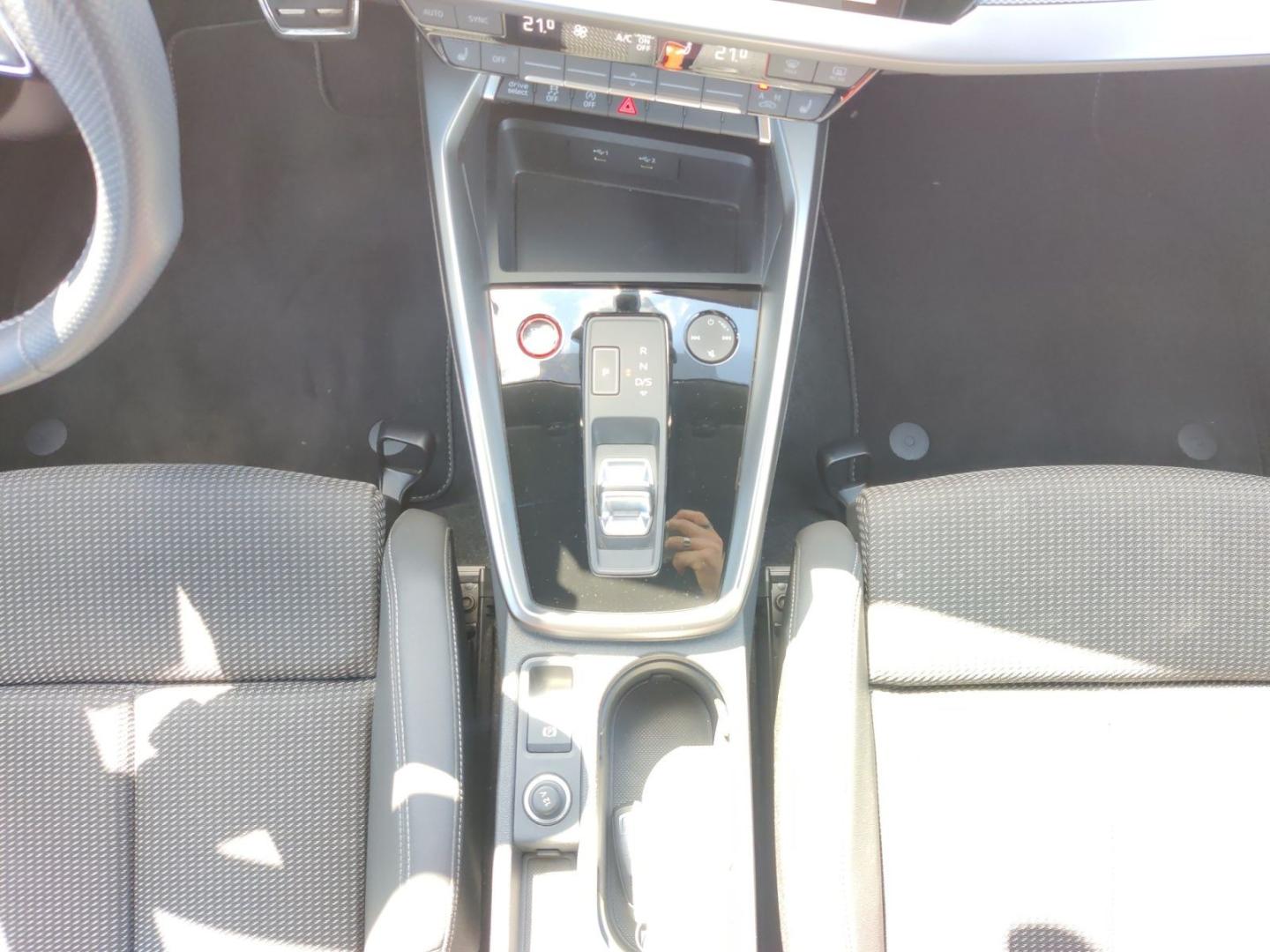 Image about Audi S3 Limousine TFSI quattro S tronic