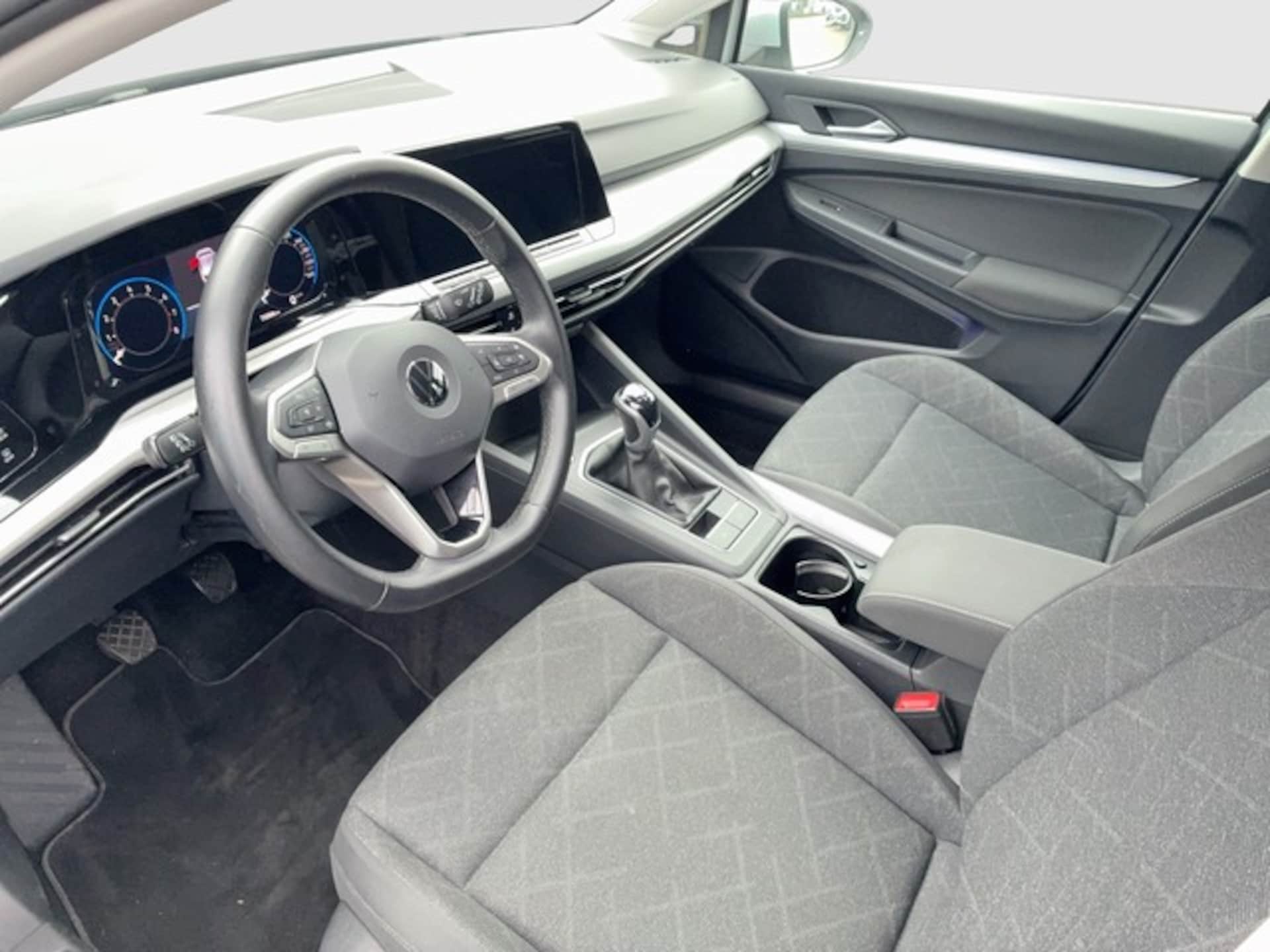 Volkswagen Golf Life
