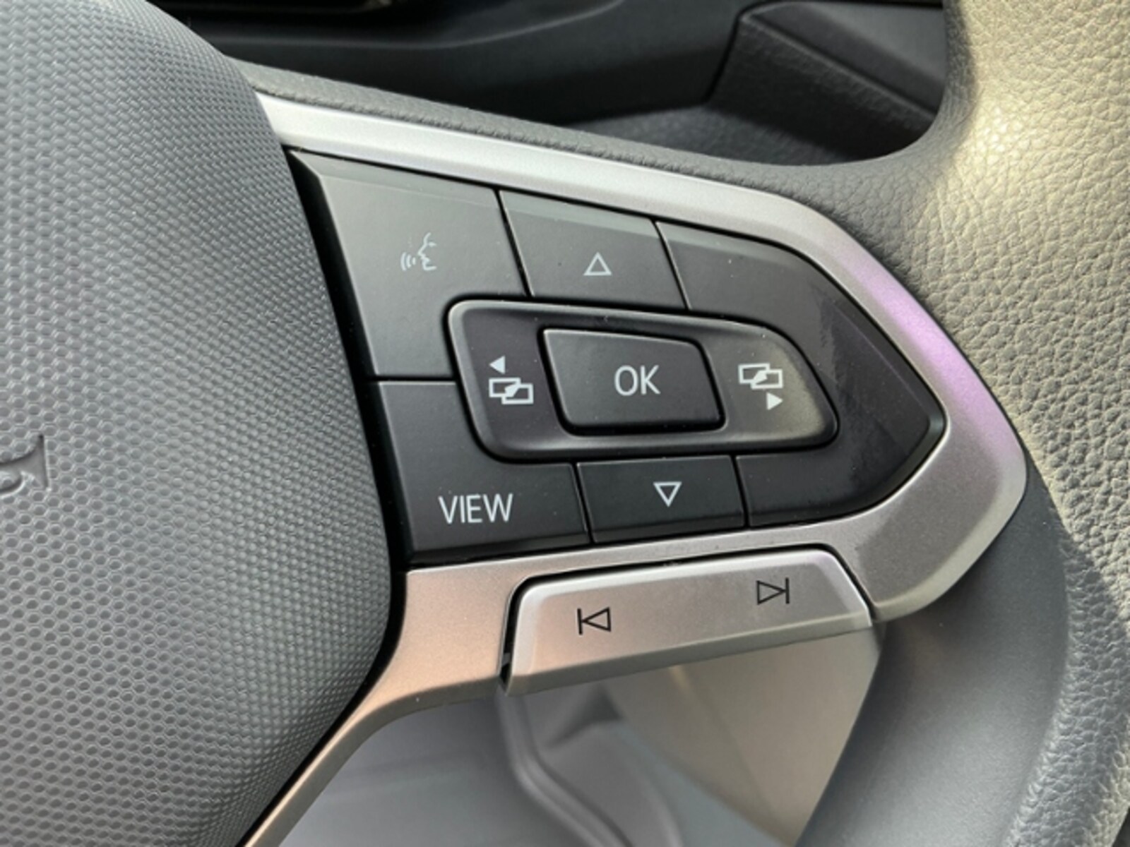 Volkswagen Crafter Kasten mittlerer Radstand – Bild 12